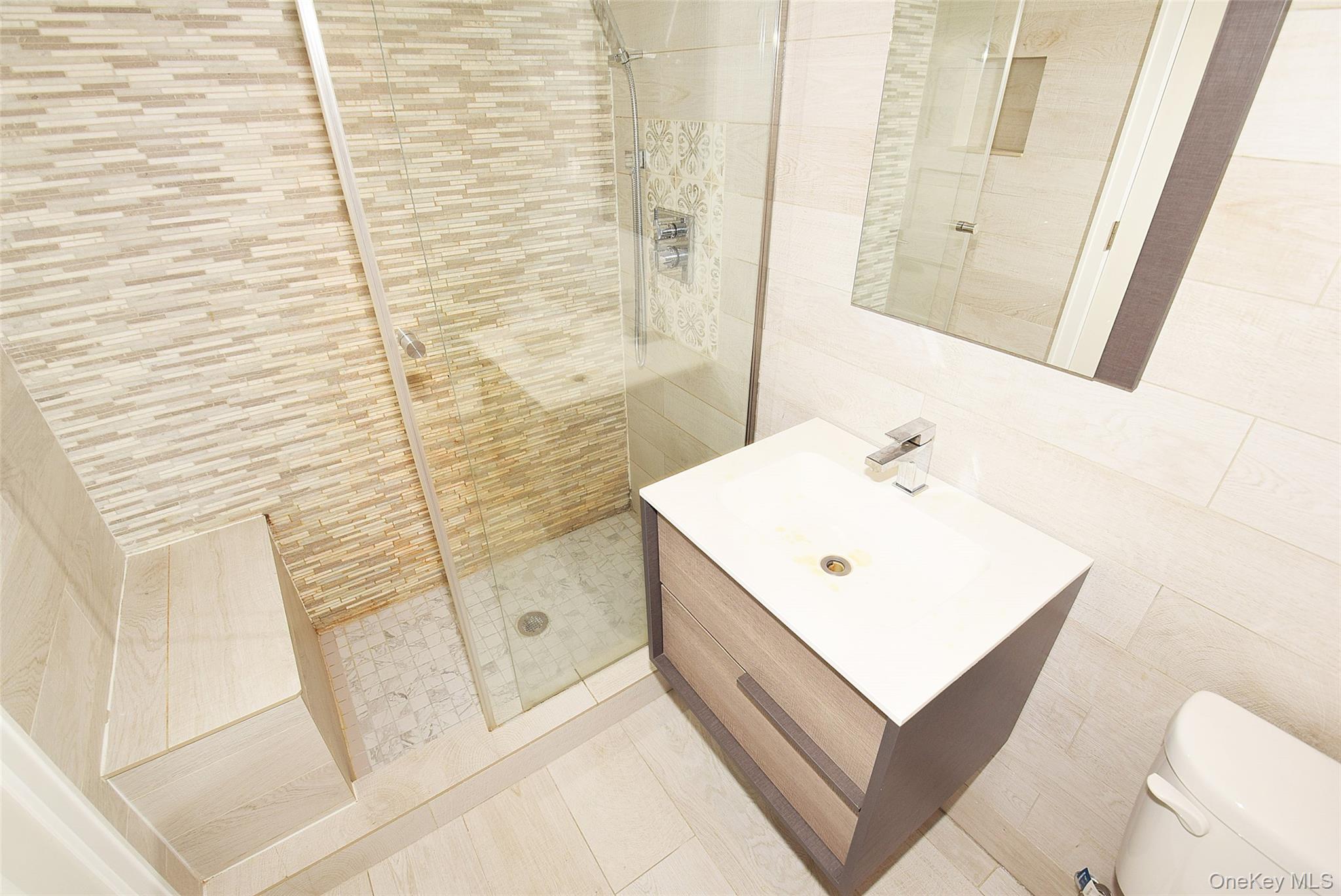 14-06 Michael Place 114 U Property Photo 13
