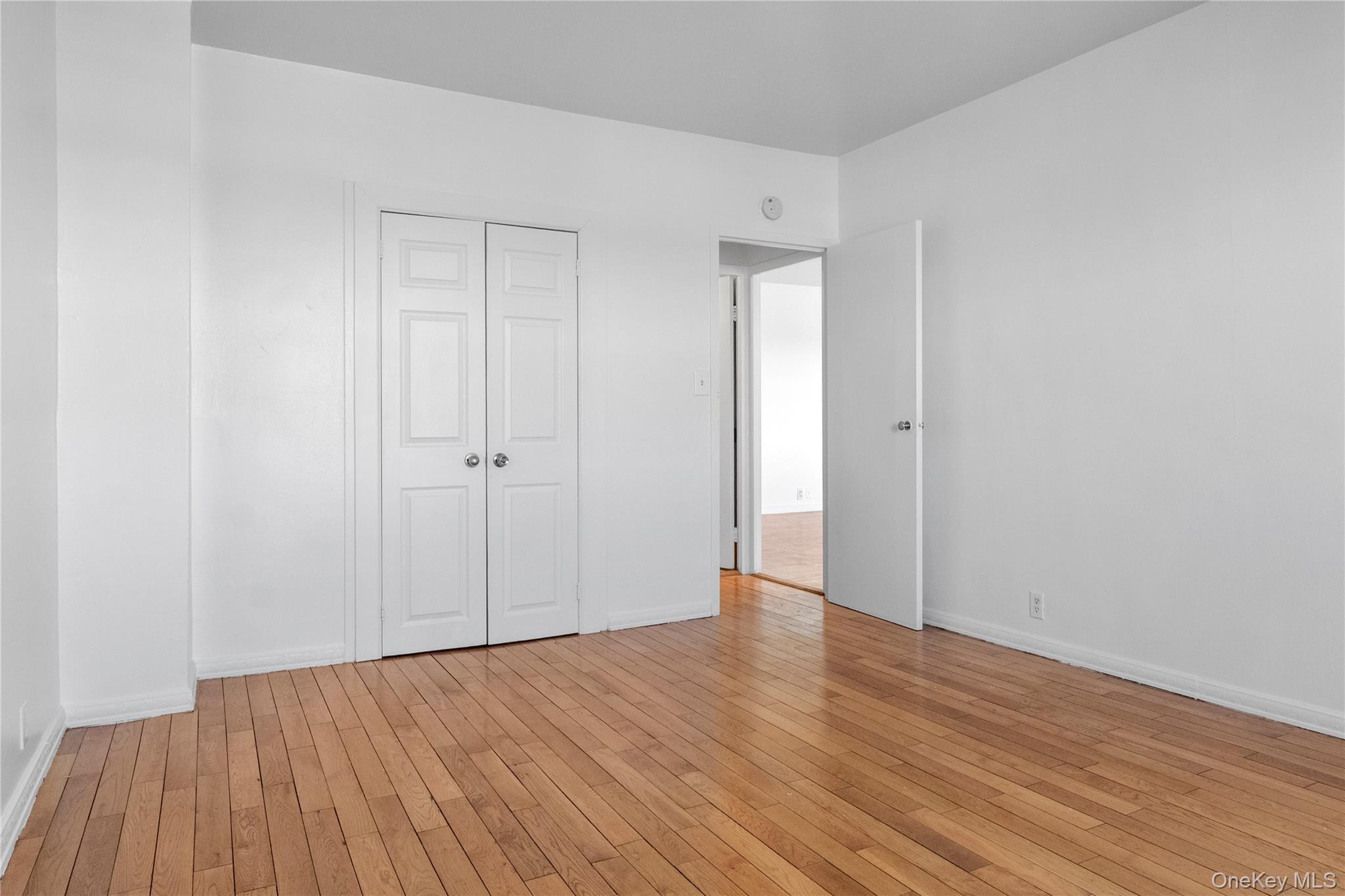 5 Fordham Hill Oval 9a Property Photo 7