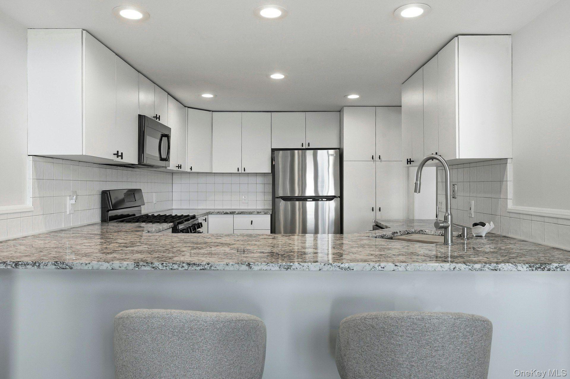 19 Hillside Avenue Property Photo 14