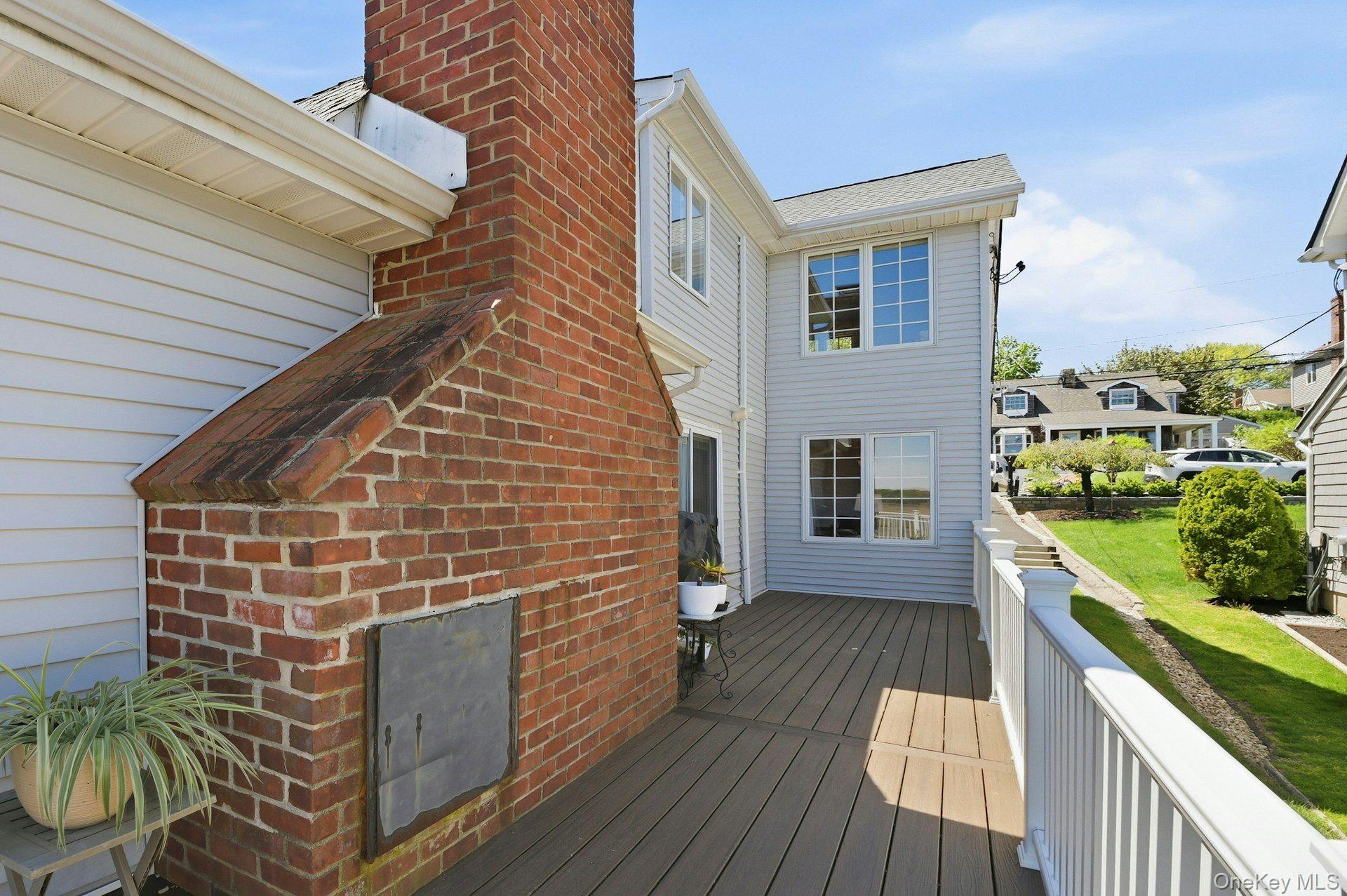 19 Hillside Avenue Property Photo 35