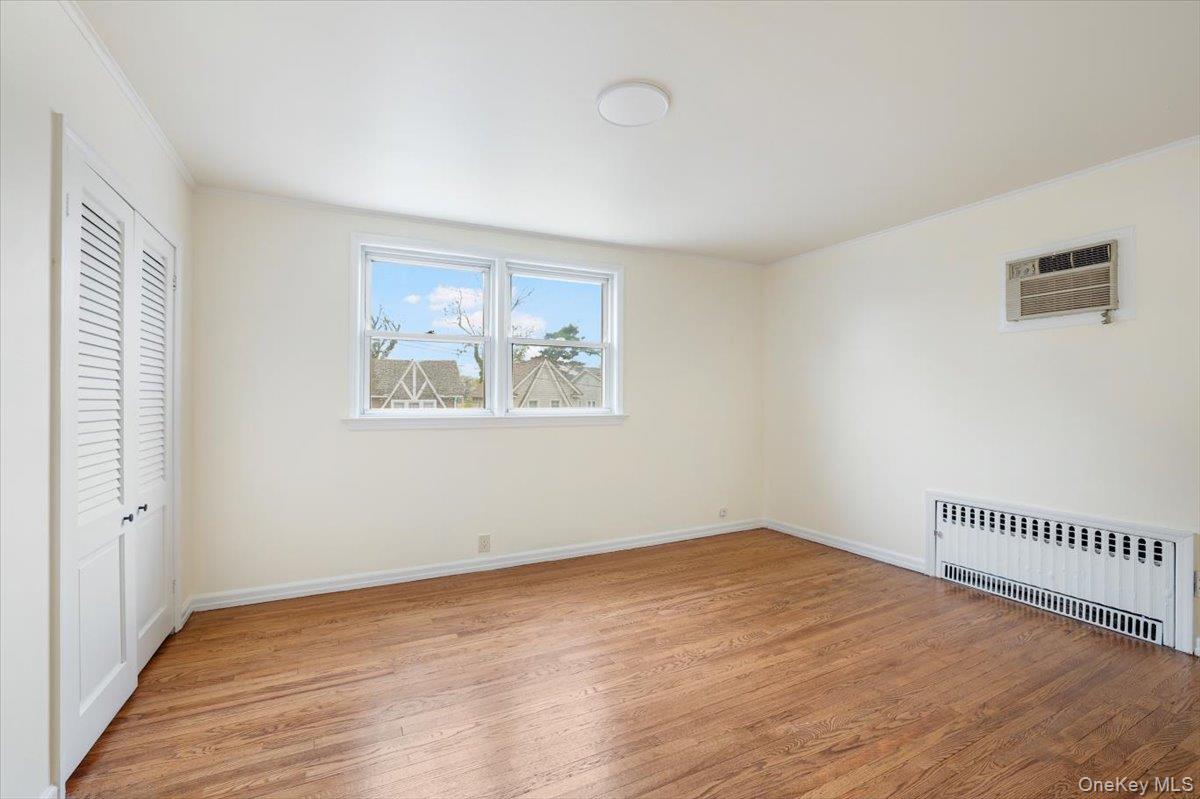 32 Crestmont Avenue Property Photo 18