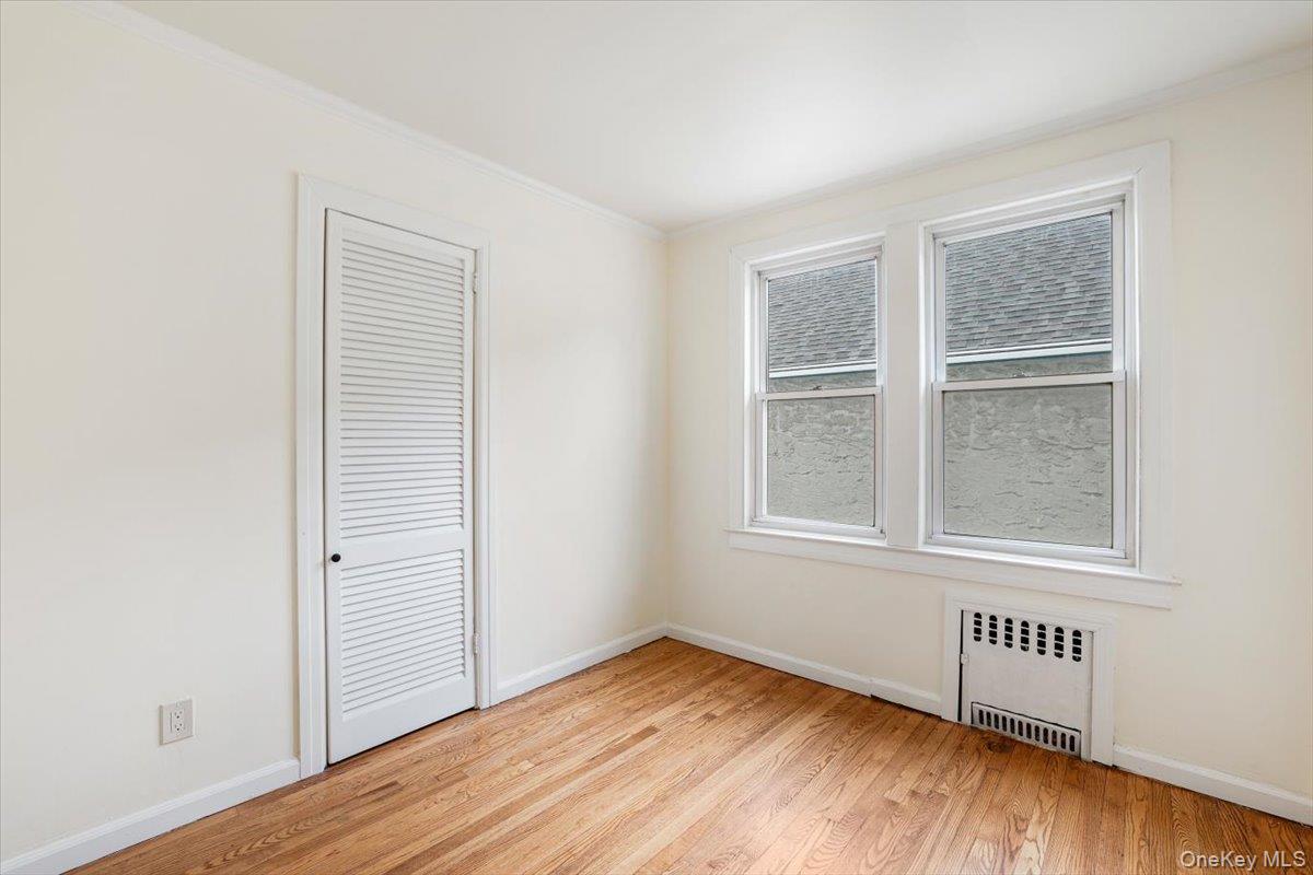 32 Crestmont Avenue Property Photo 24