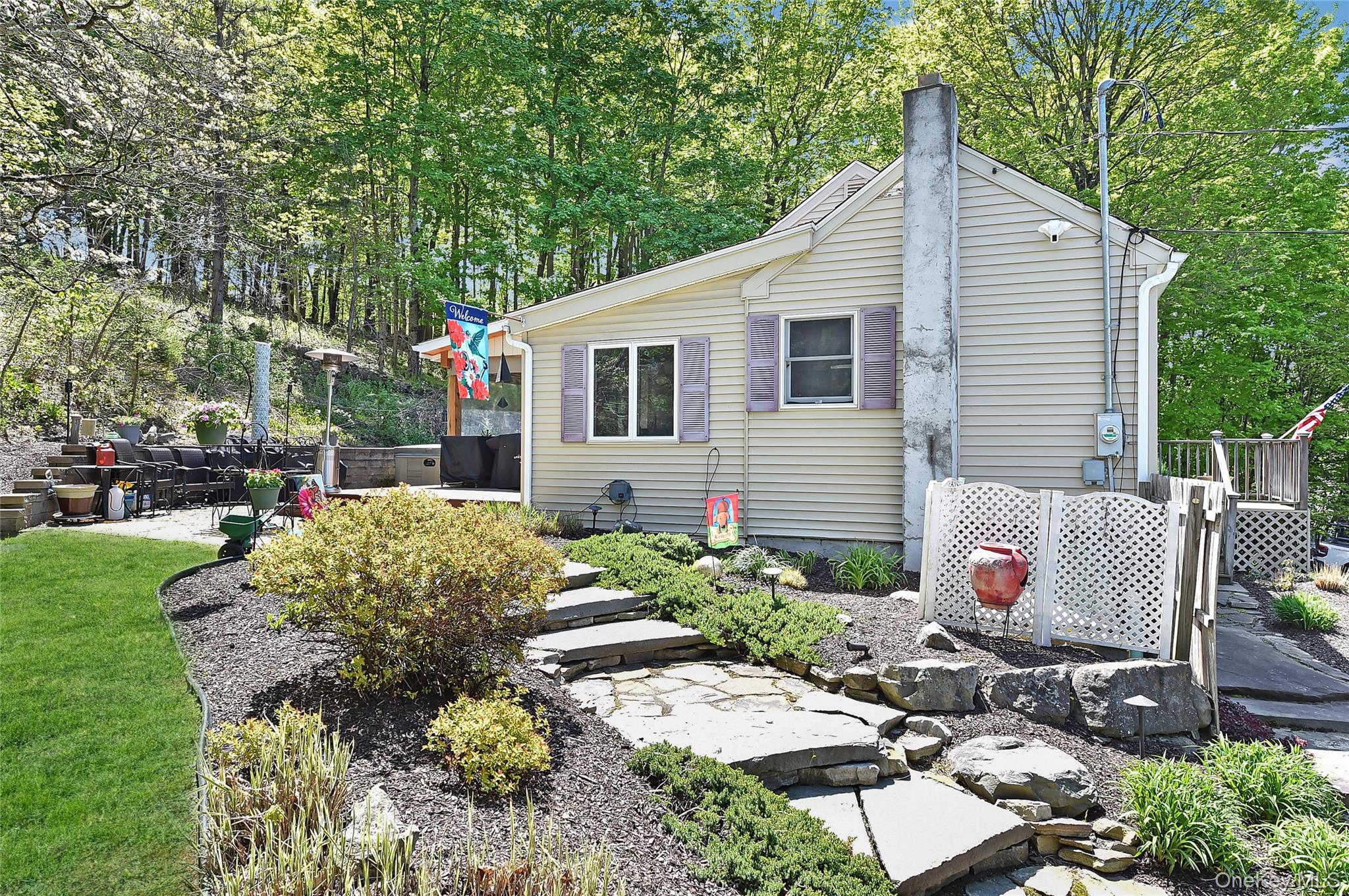 94 Randall Street Property Photo 4