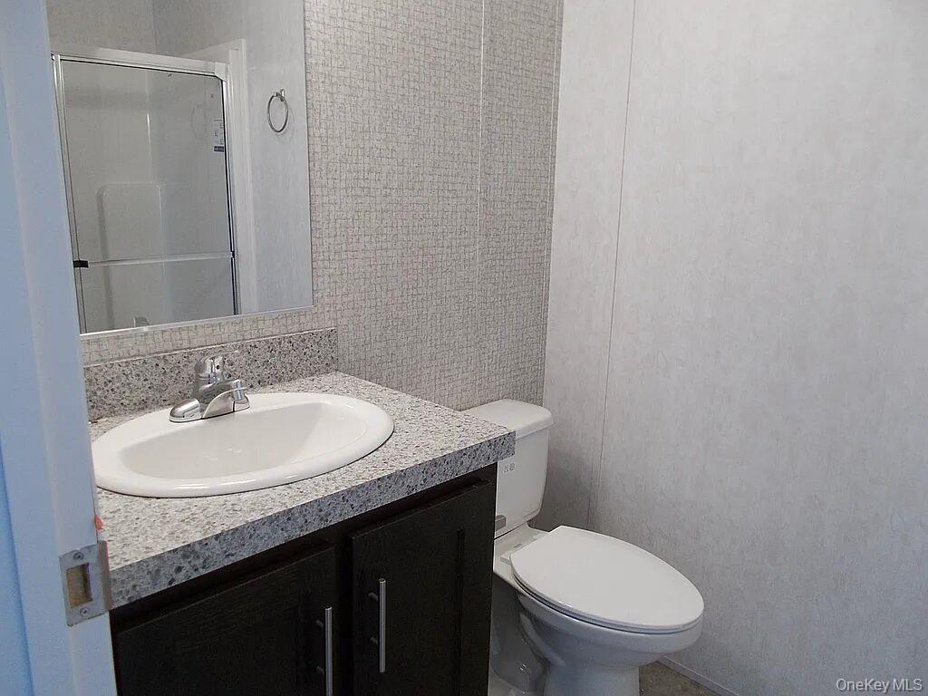 33 Tiger Lily Drive Property Photo 5