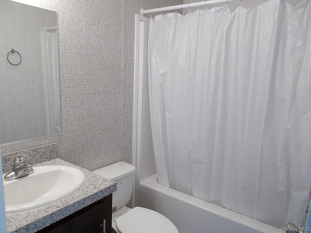 33 Tiger Lily Drive Property Photo 8