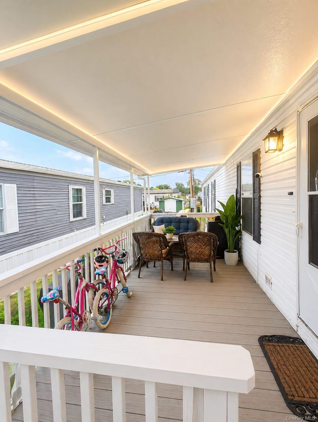 57 W Mountain View Property Photo 5