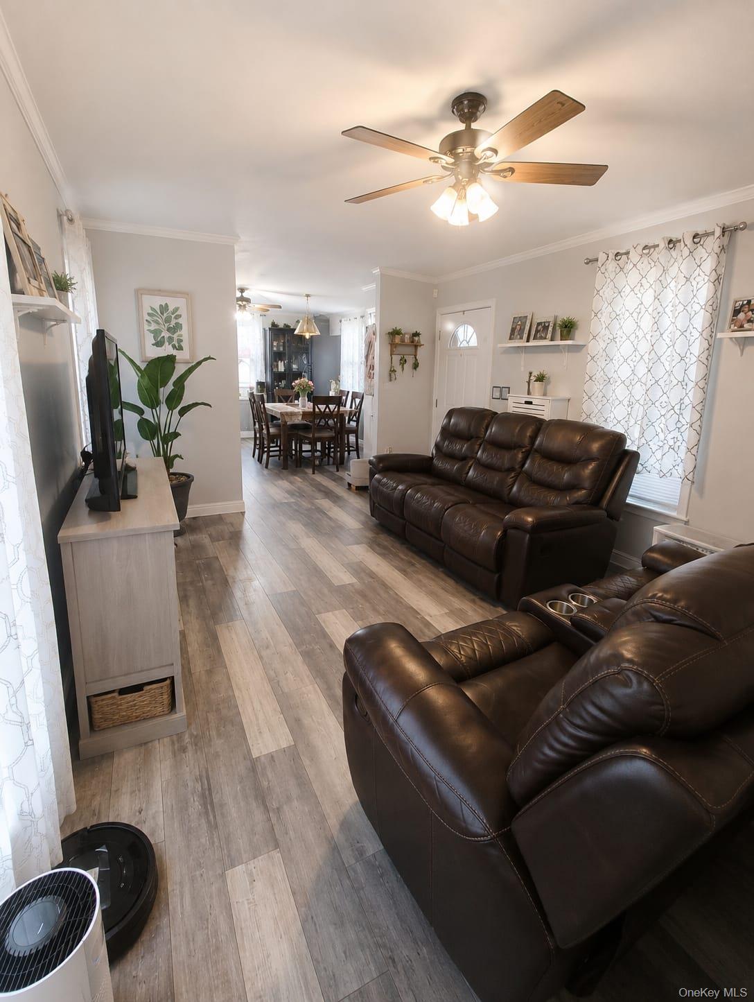 57 W Mountain View Property Photo 6