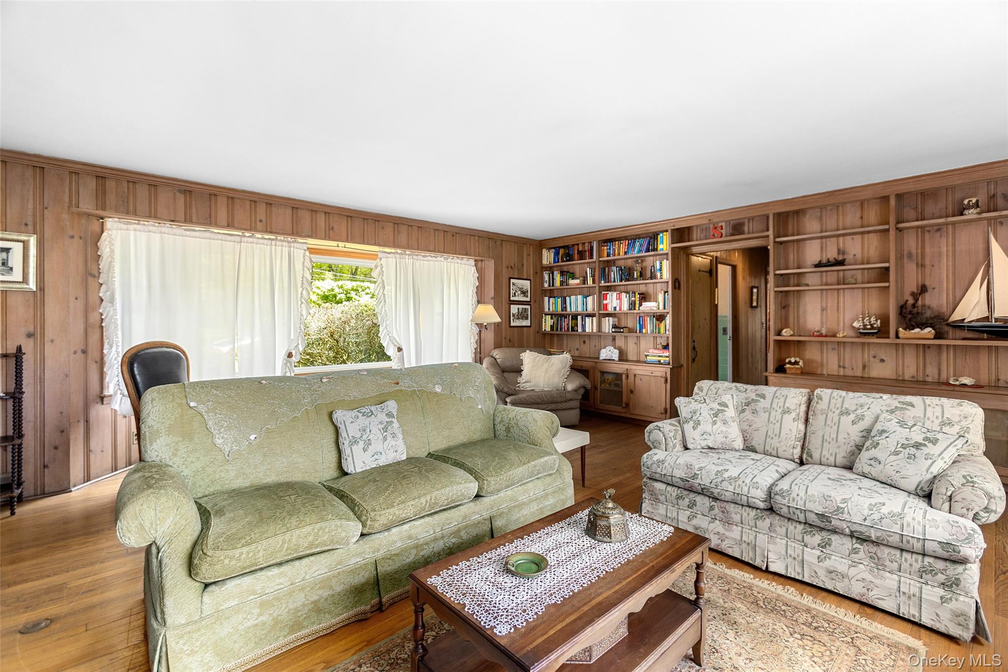 516 N Lake Boulevard Property Photo 6