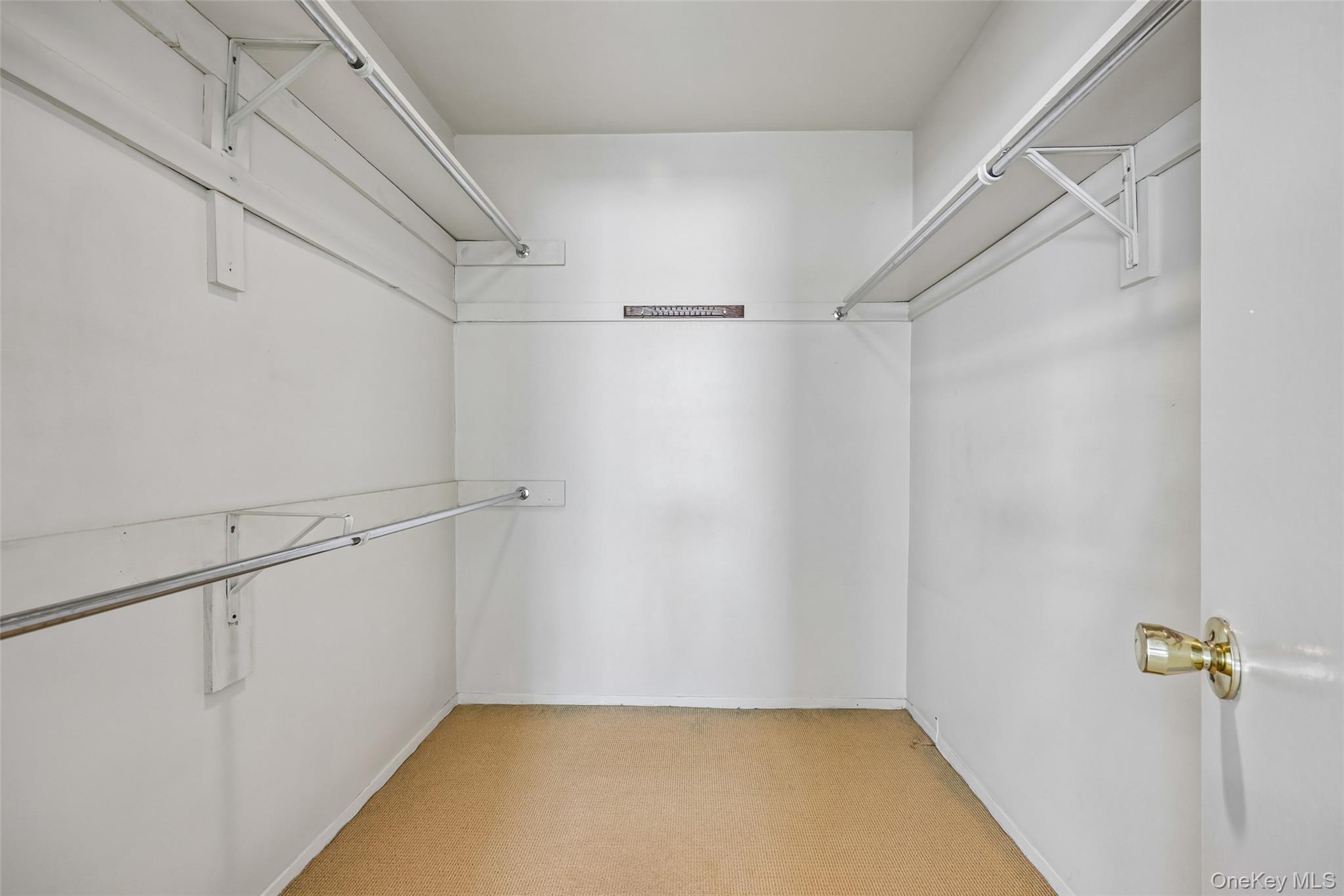 1331 Broadway P 10/11 Property Photo 28