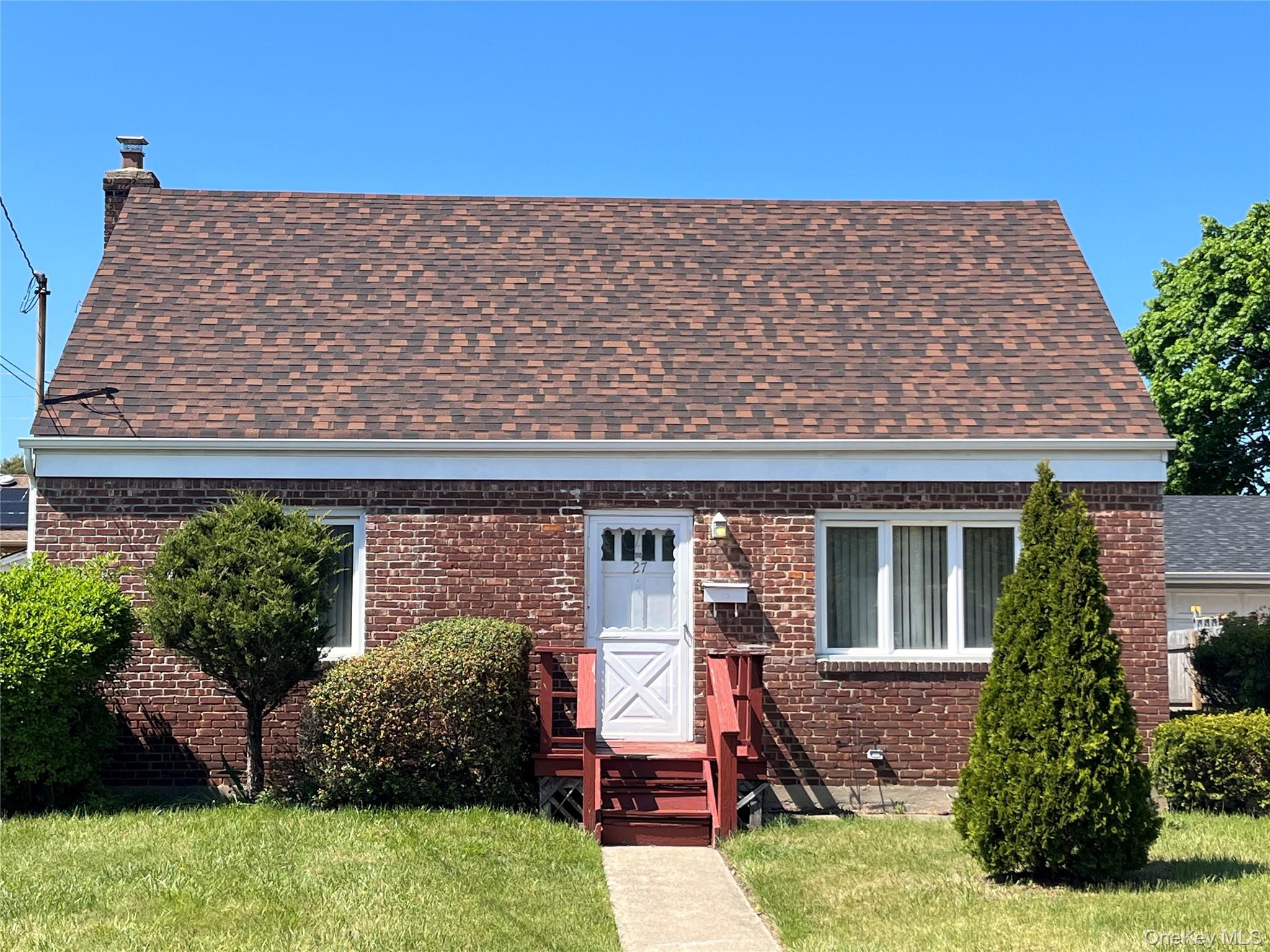 27 5th Avenue Property Photo 1