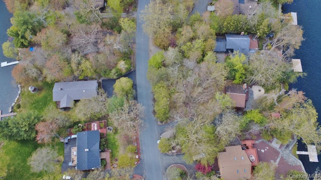 116 Lake Shore Drive Property Photo 4