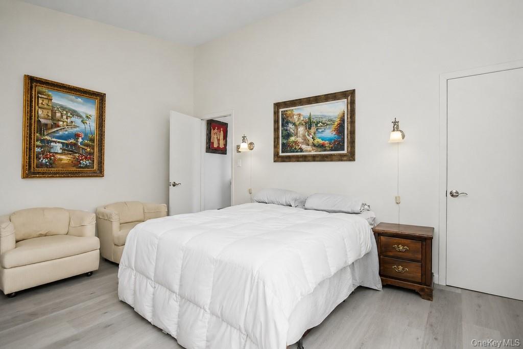 116 Lake Shore Drive Property Photo 19