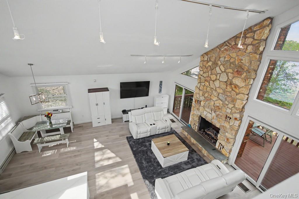 116 Lake Shore Drive Property Photo 27