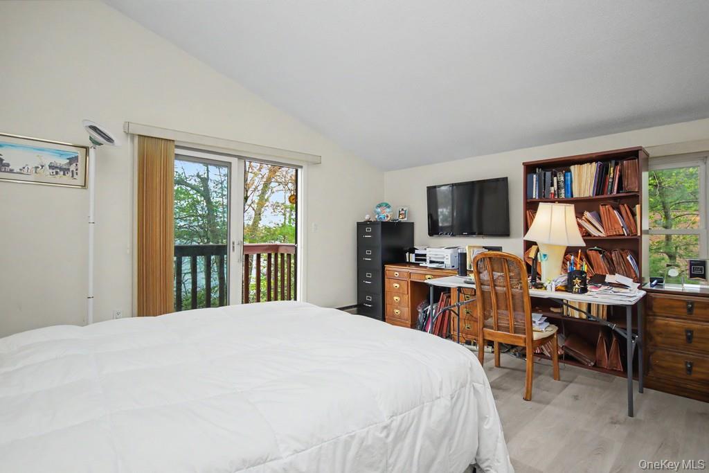 116 Lake Shore Drive Property Photo 29
