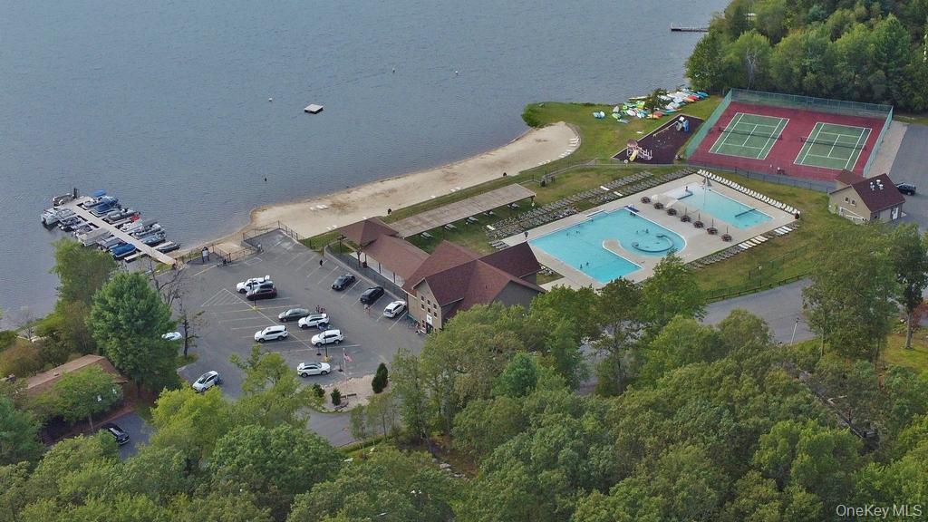 116 Lake Shore Drive Property Photo 44