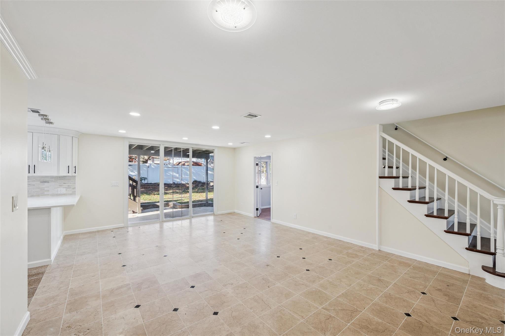 244 Water Lane Property Photo 14