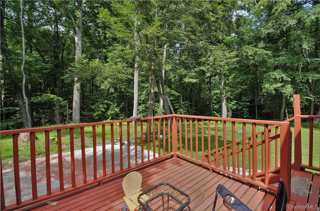 16 Woodland Road Property Photo 2