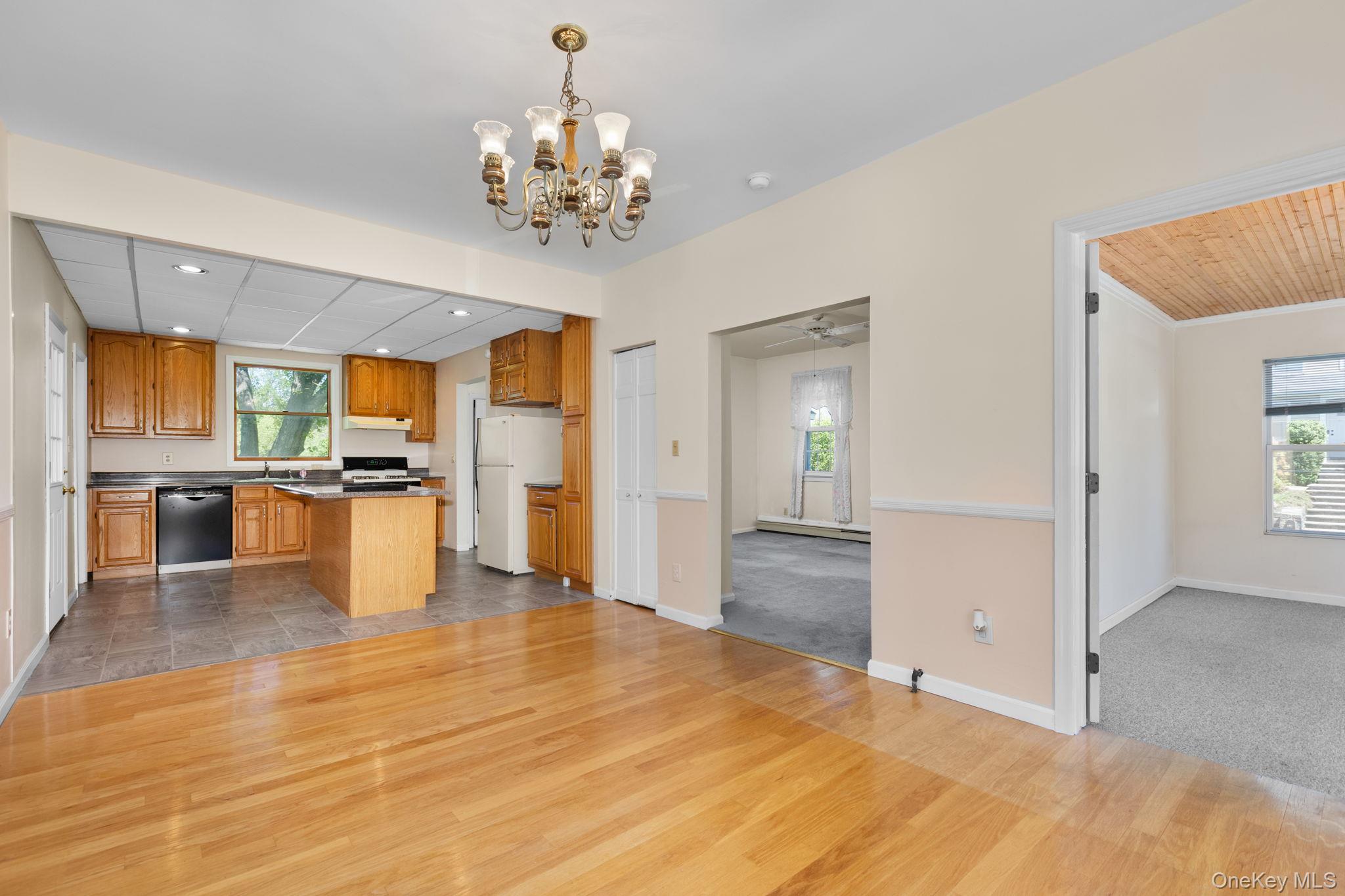 184 3rd Street Property Photo 13