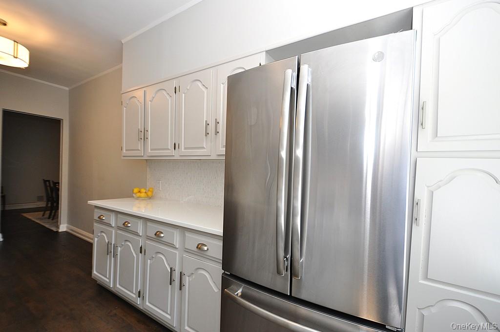143 Garth Road 4p Property Photo 11