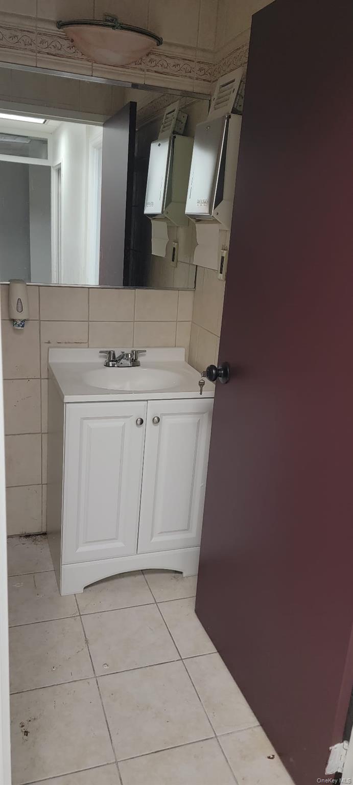 92-29 Queens Boulevard Ca Property Photo 18