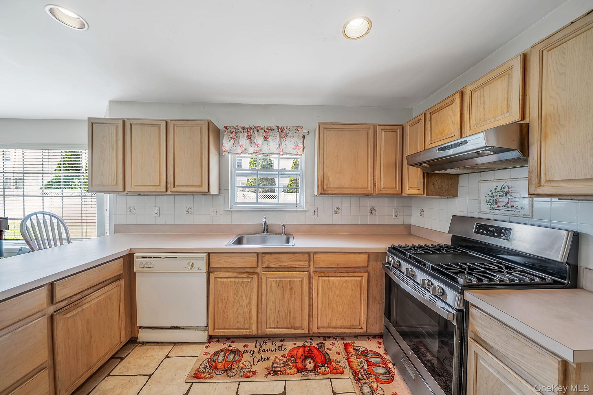 4 Clark Street Property Photo 11