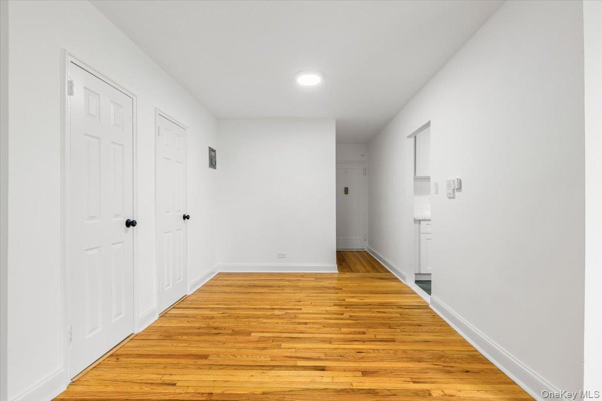 5645 Netherland Avenue 5c Property Photo 7