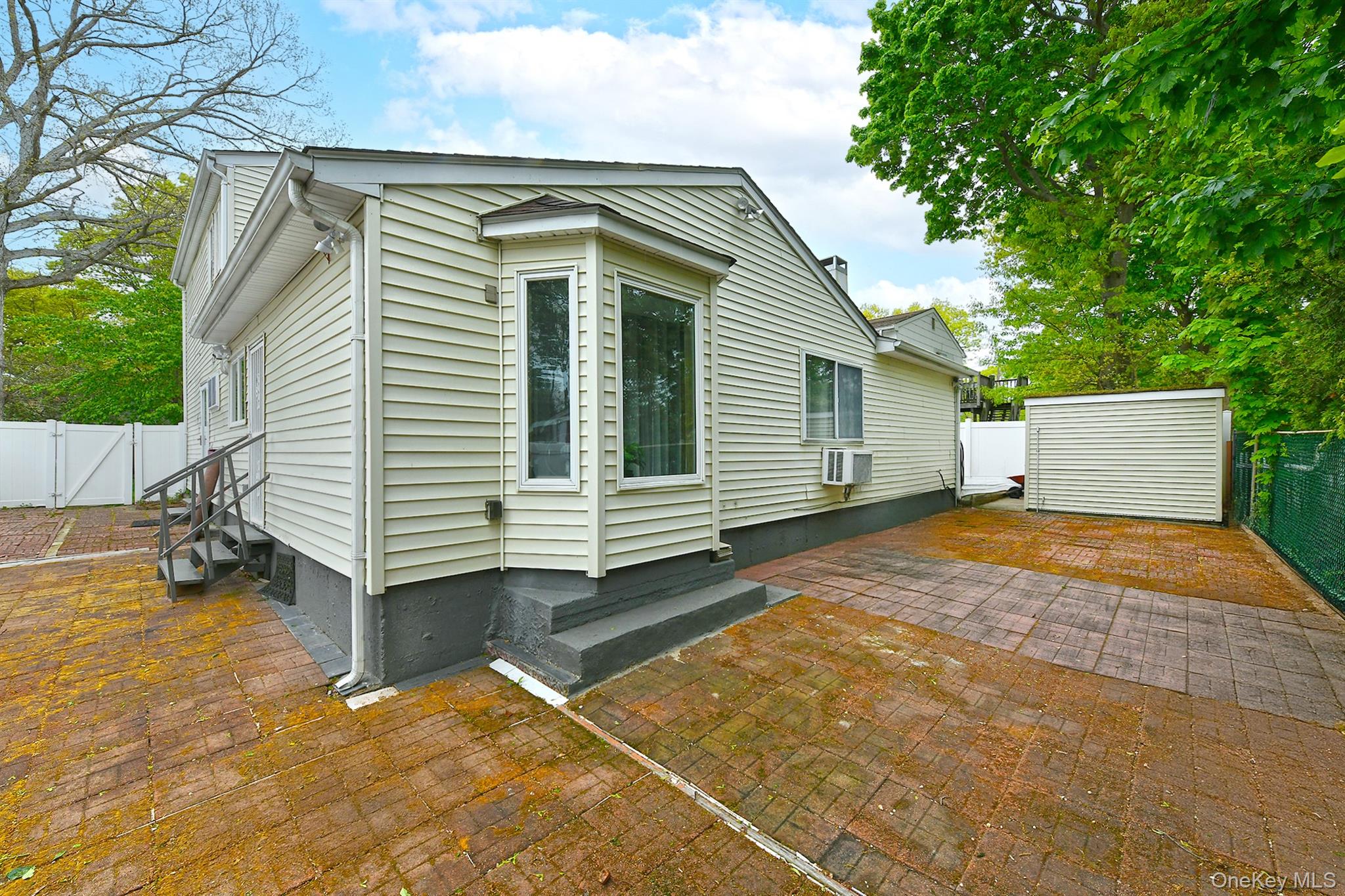 12 Sims Street Property Photo 17