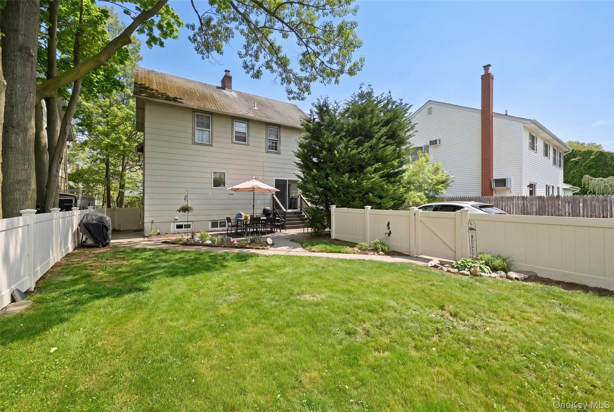 91 Rockaway Avenue Property Photo 27