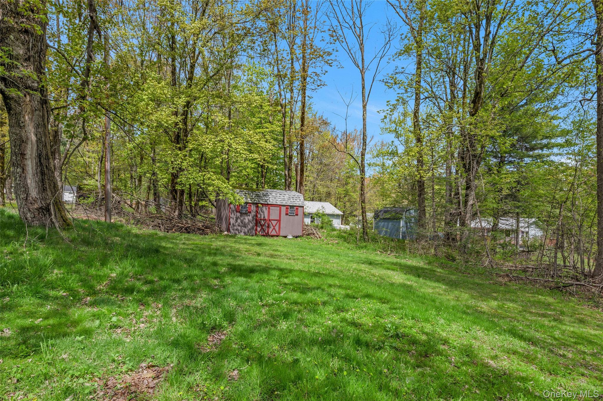 2 Sunset Drive Property Photo 9