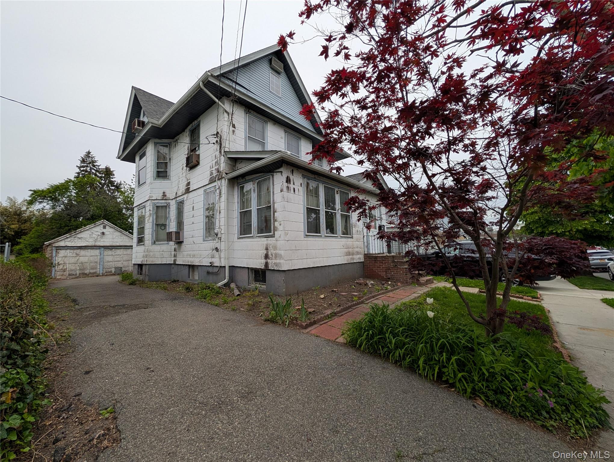 93-42 212th Street Property Photo 2