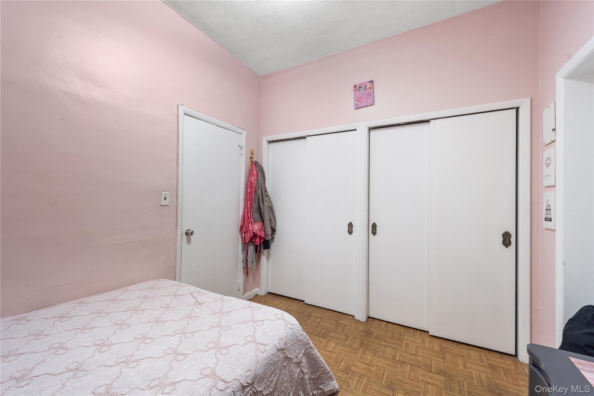 60-77 69th Avenue Property Photo 34