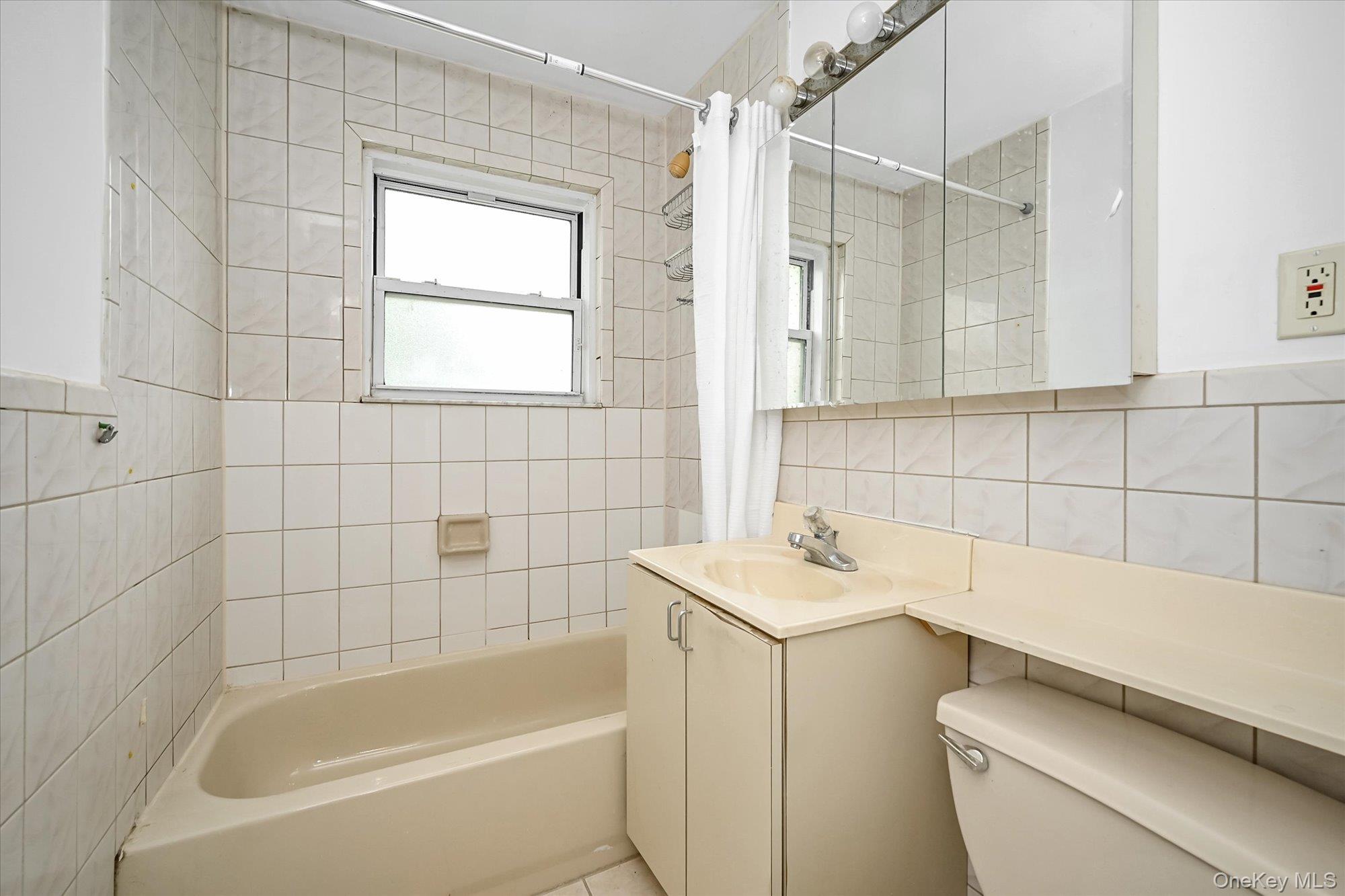 67-44 152nd Street 283b Property Photo 10