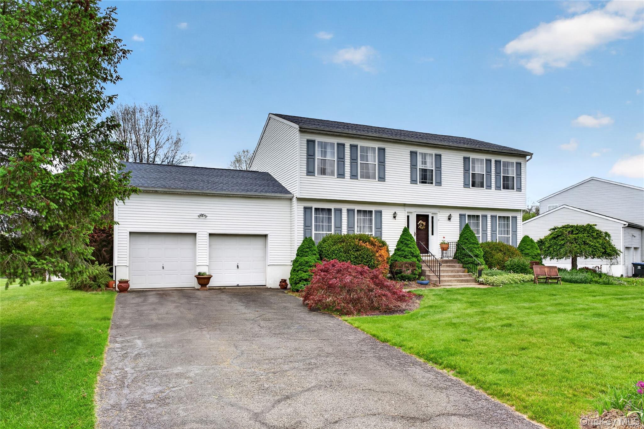 5 Waterford Circle Property Photo 2