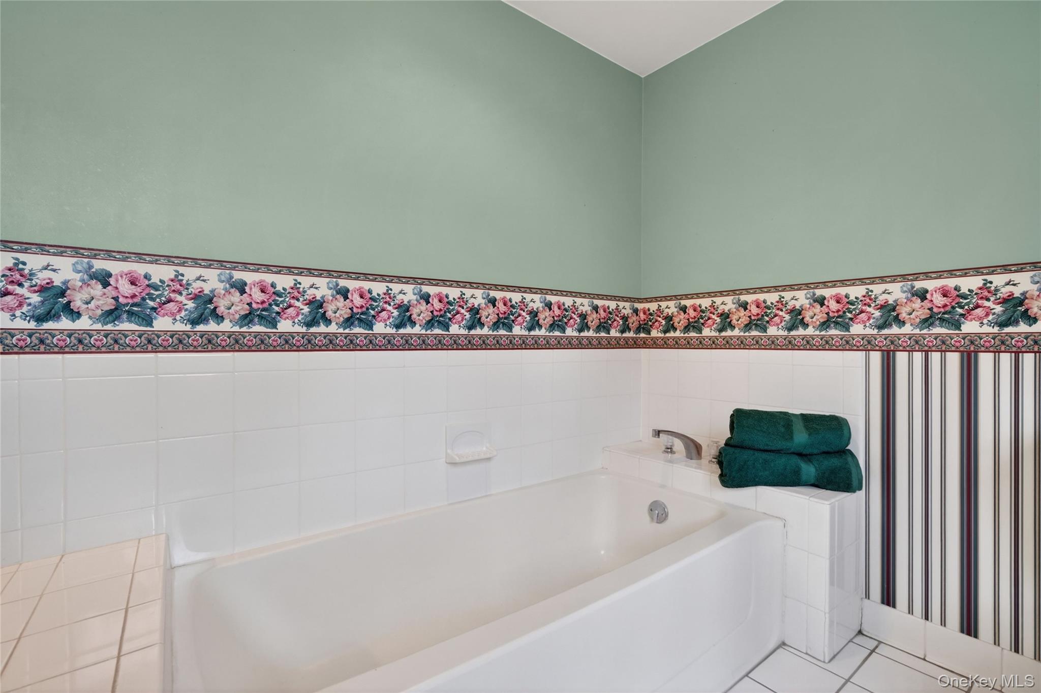 5 Waterford Circle Property Photo 24