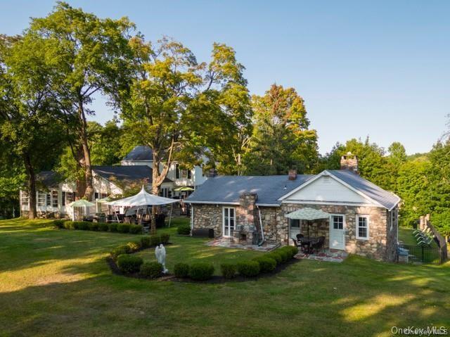 651 Lakes Road Property Photo 4