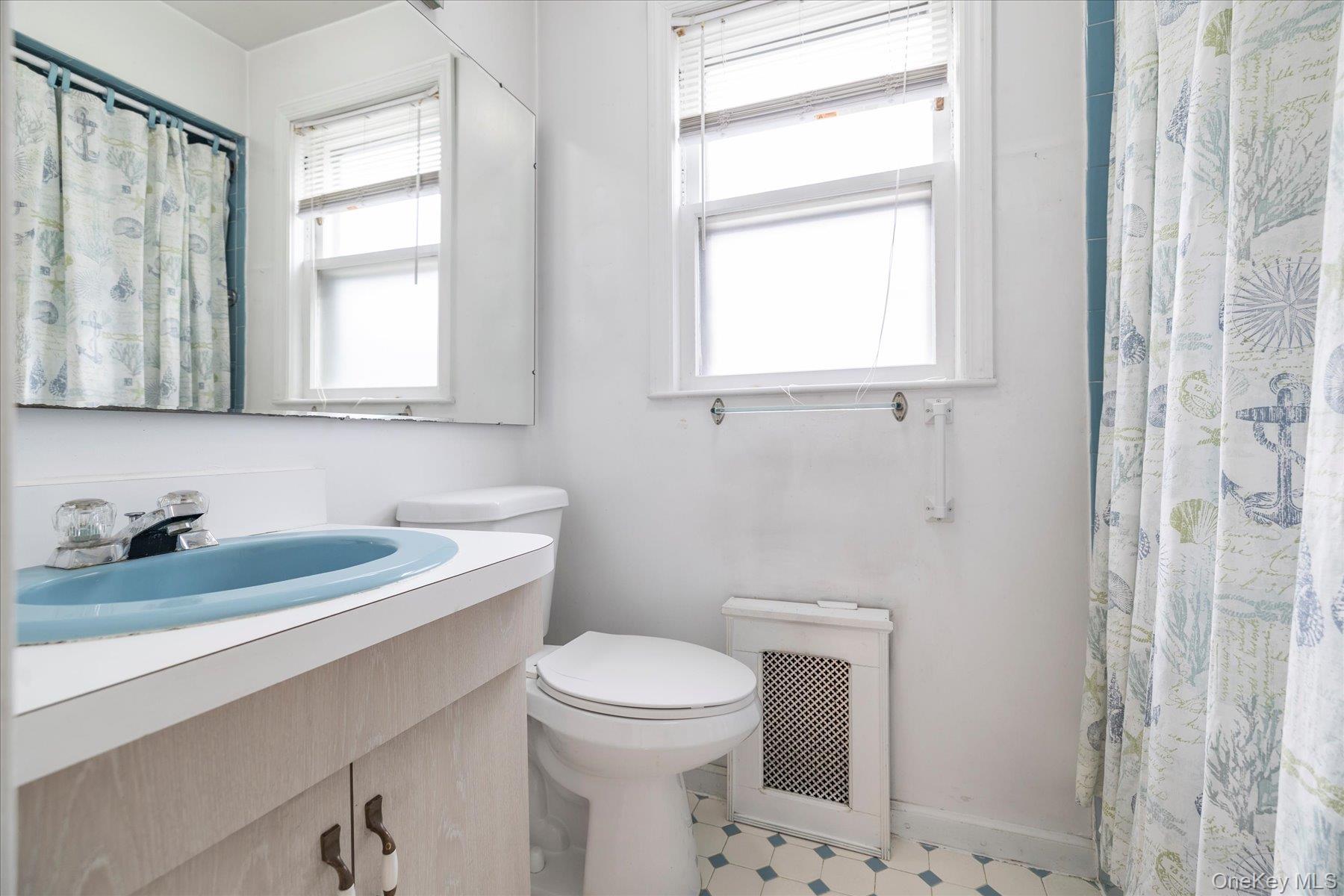 215 Lakeview Avenue Property Photo 17