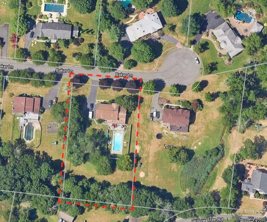 11 Baker Lane Property Photo 3