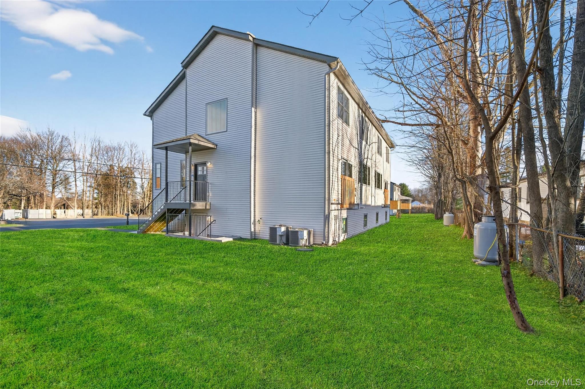 12 E Dillon Road Property Photo 7