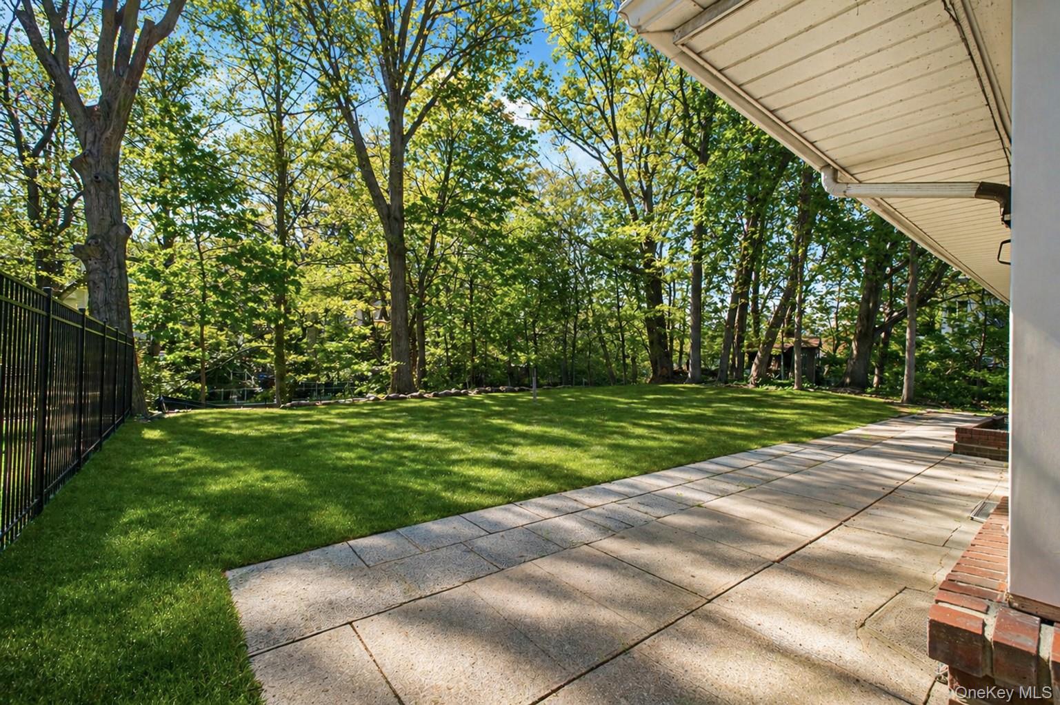 20 Delphine Terrace Property Photo 5