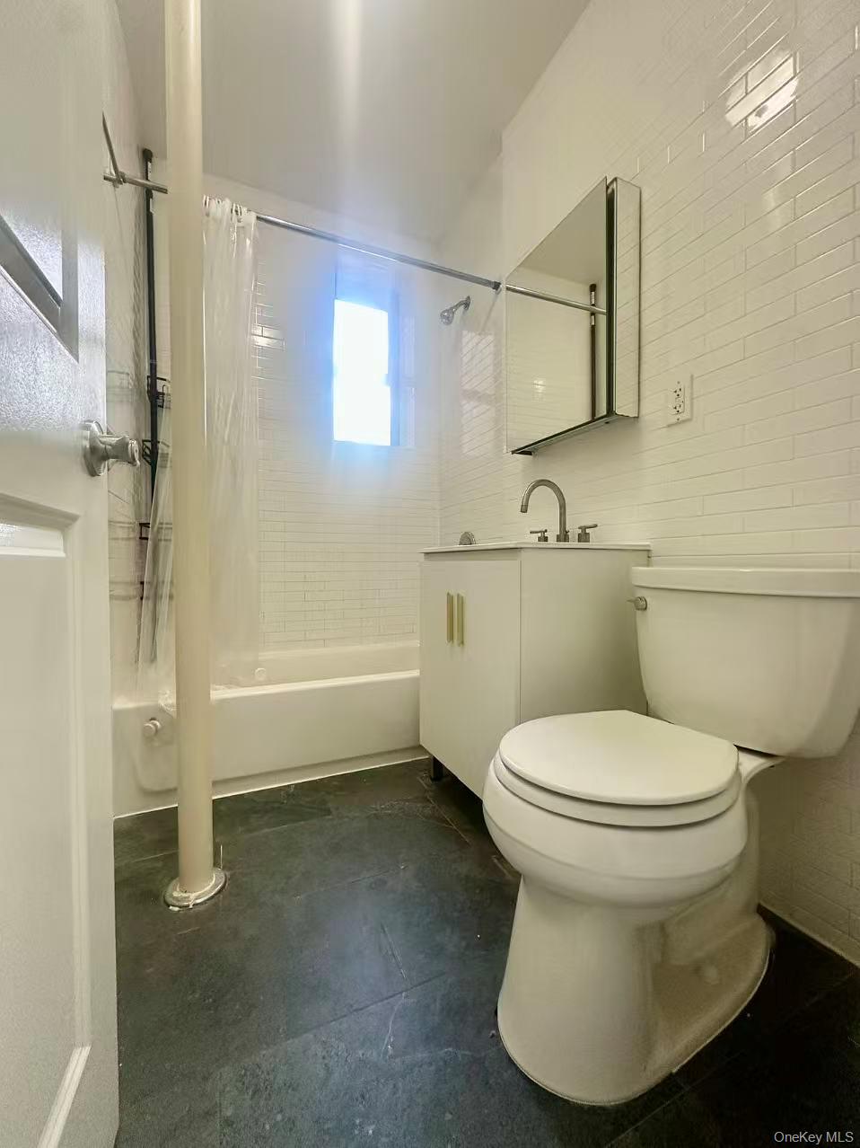 61-09 39th Avenue Property Photo 16