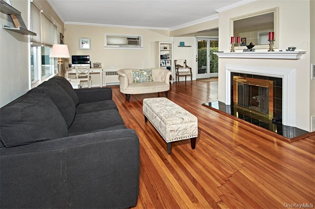 1001 Halstead Avenue Property Photo 4