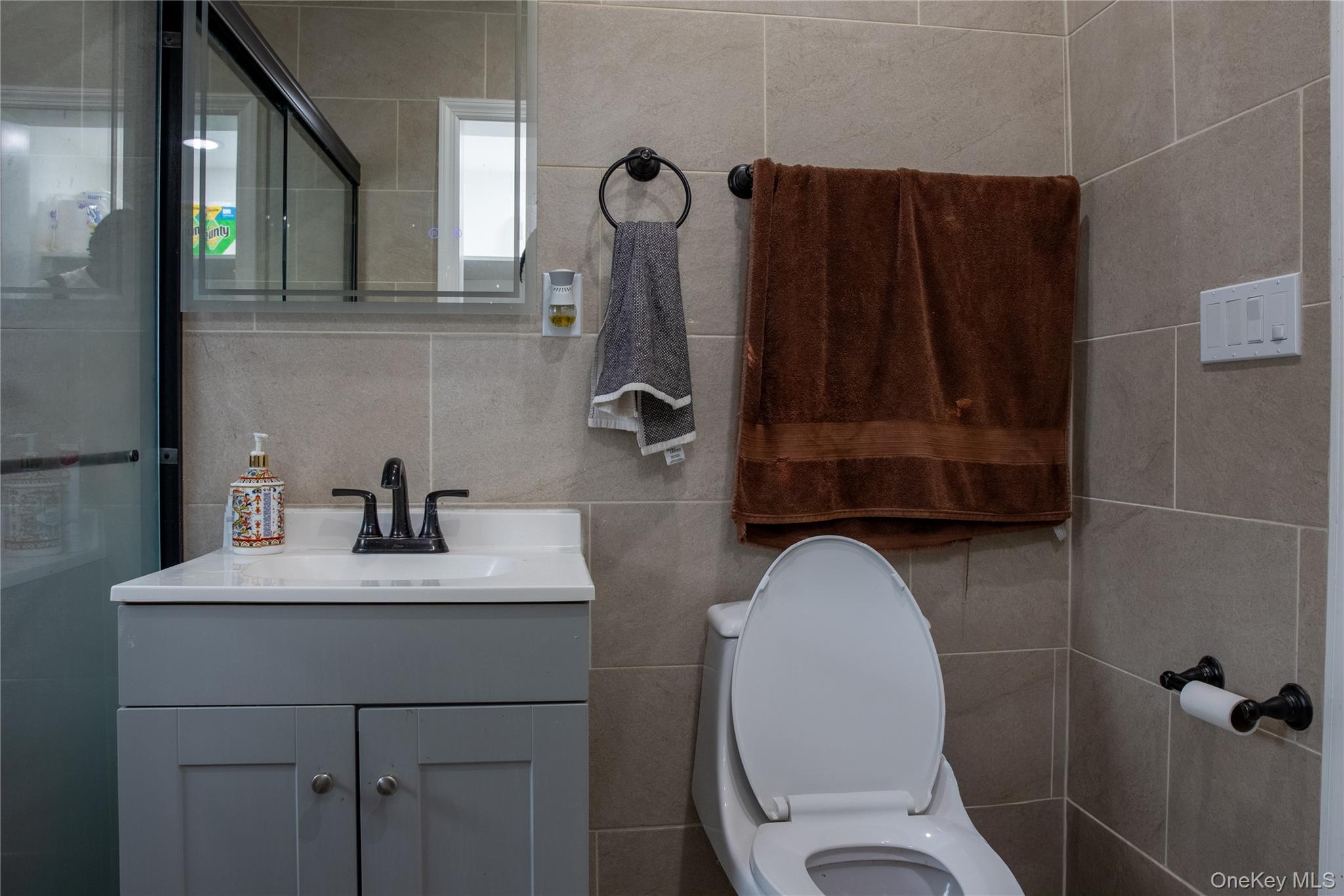 11592 226th Street Property Photo 8