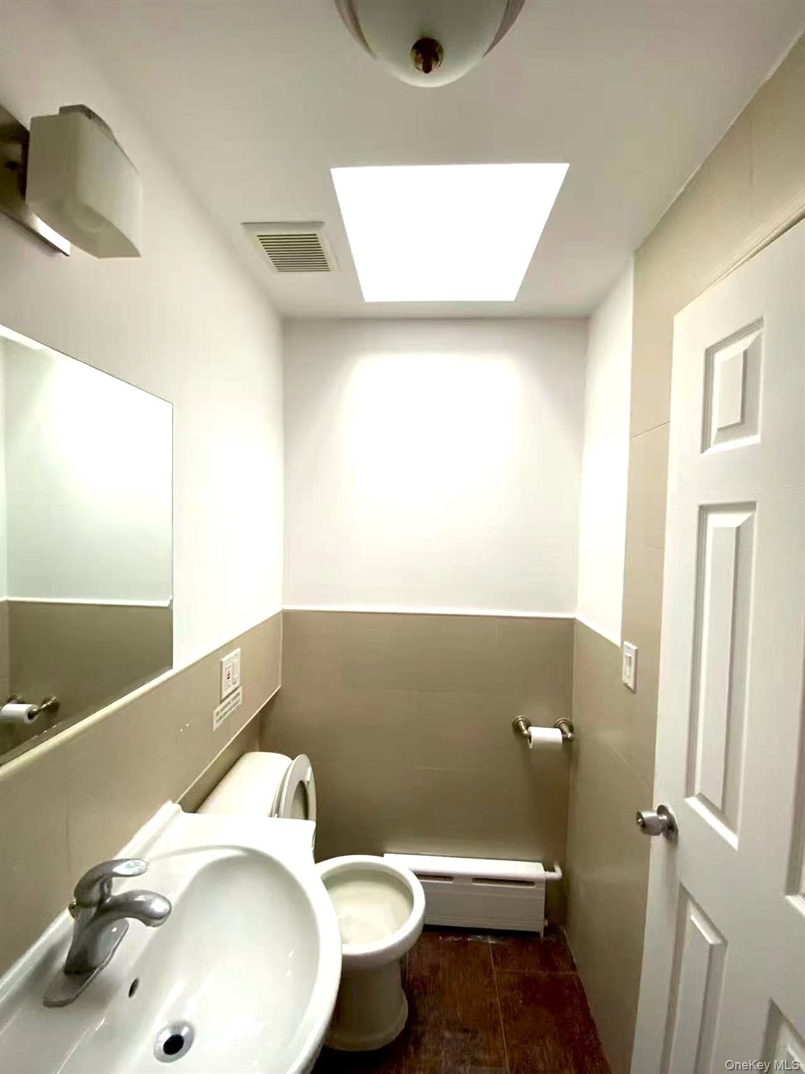 39-51 64th Street Property Photo 20
