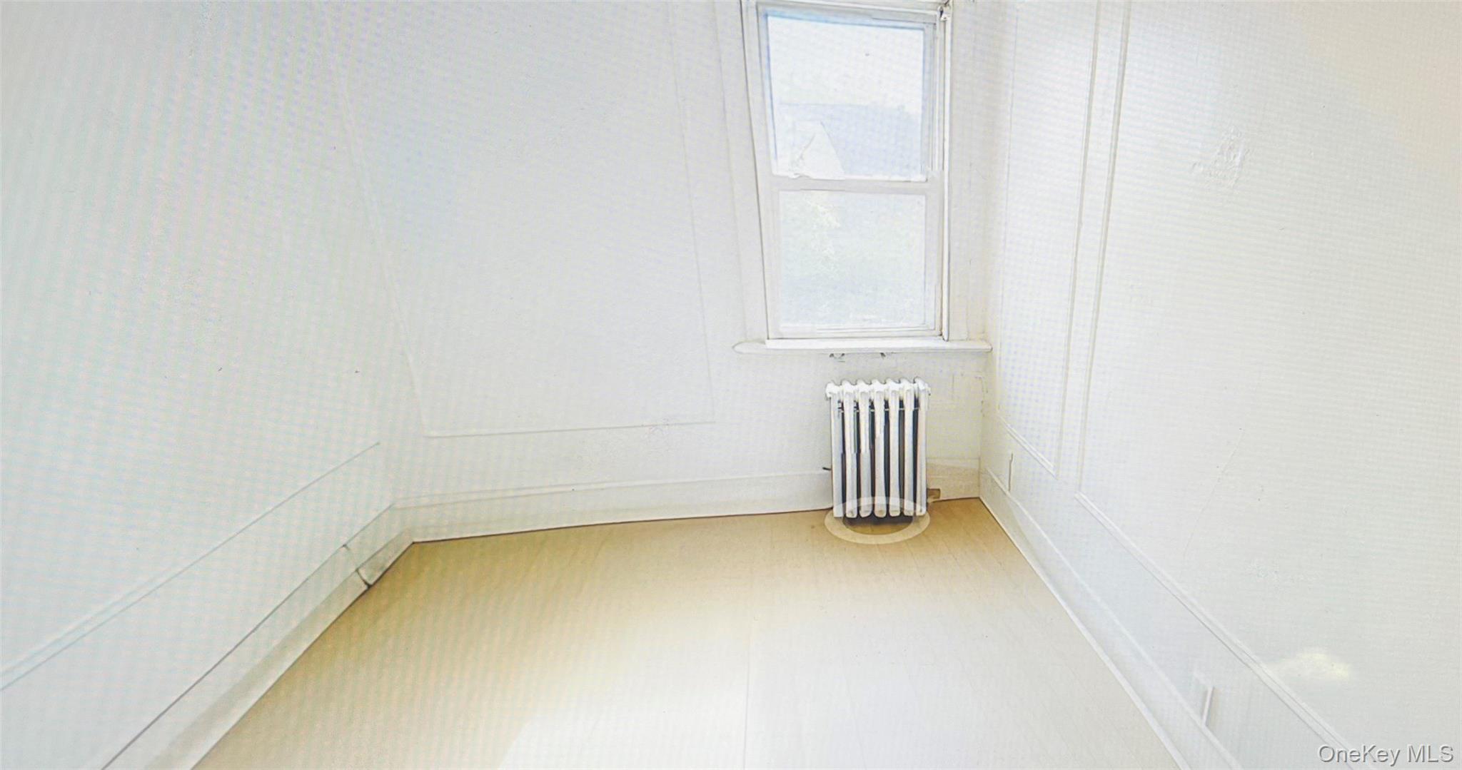 3006 90th Street Property Photo 10