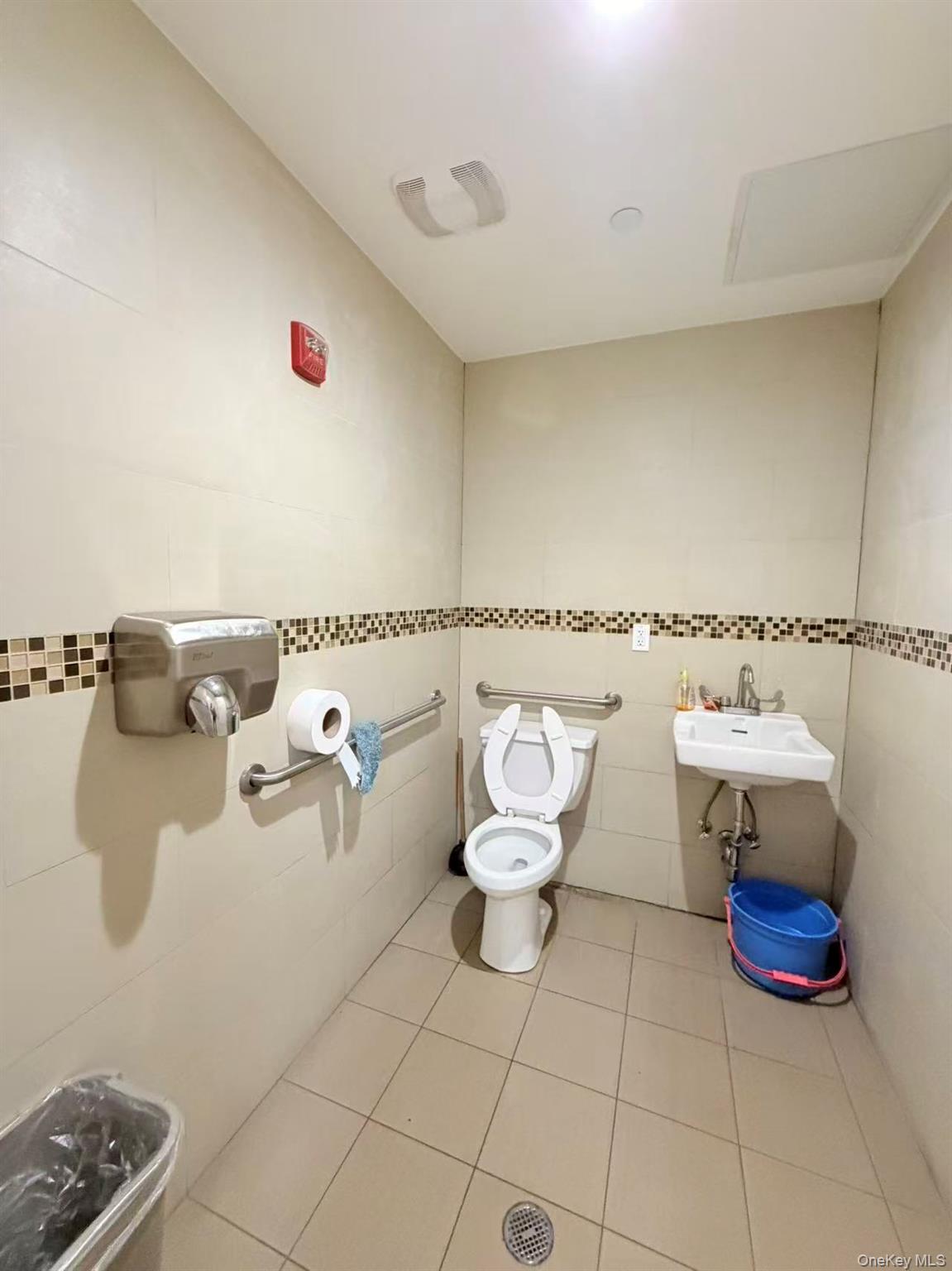 53 Elizabeth Street 1c Property Photo 6