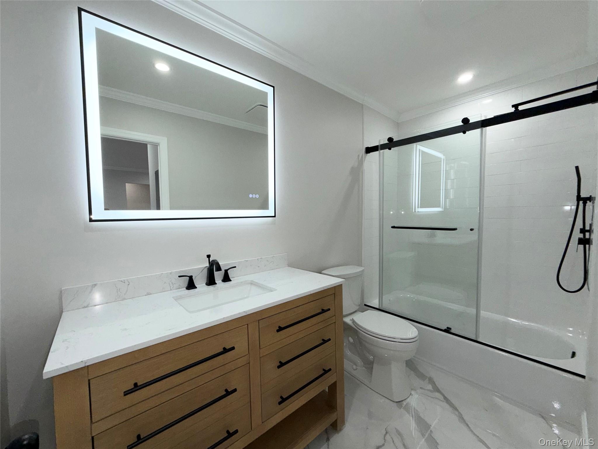 100 Connetquot Avenue 10 Property Photo 7