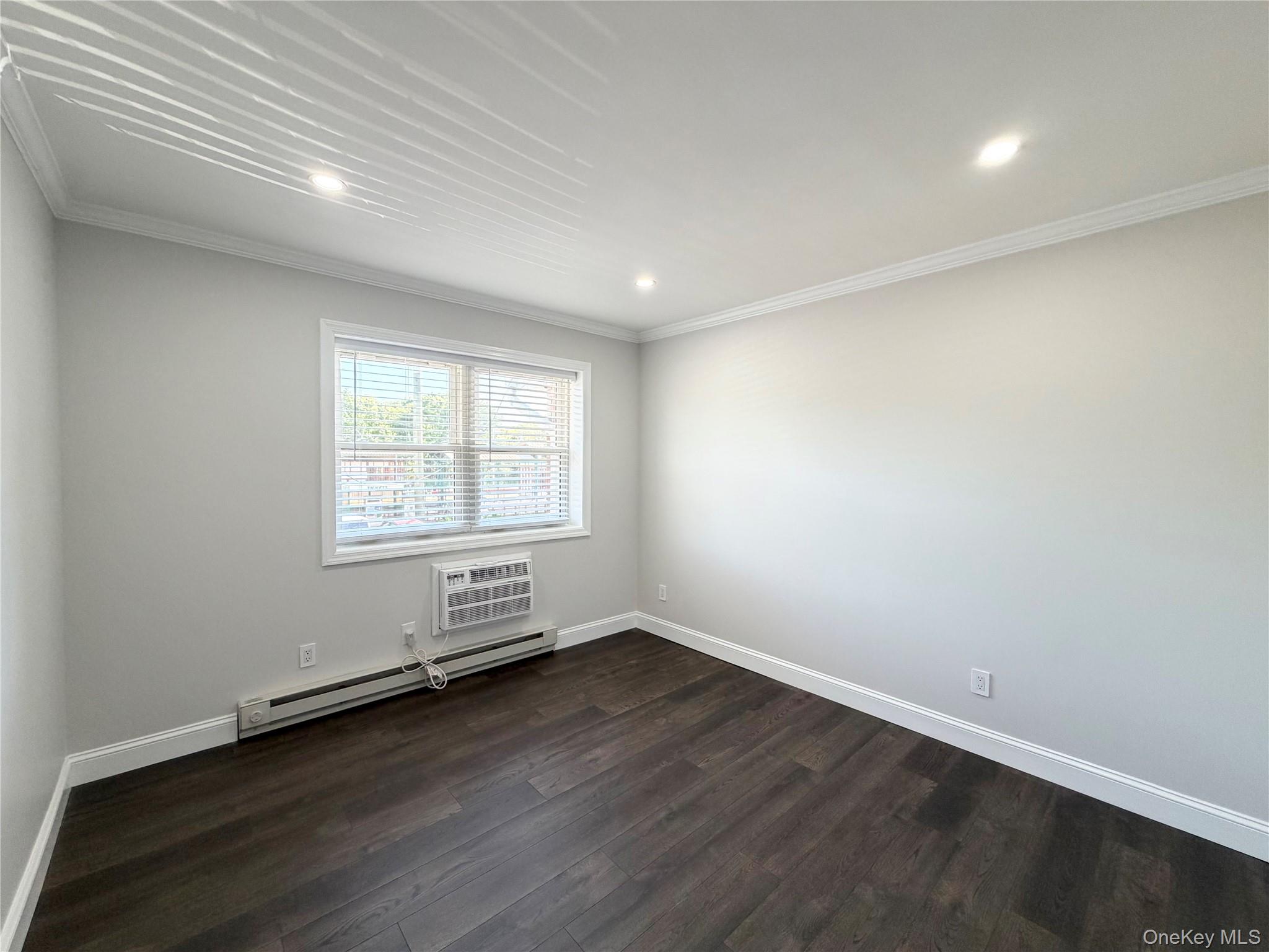 100 Connetquot Avenue 10 Property Photo 8