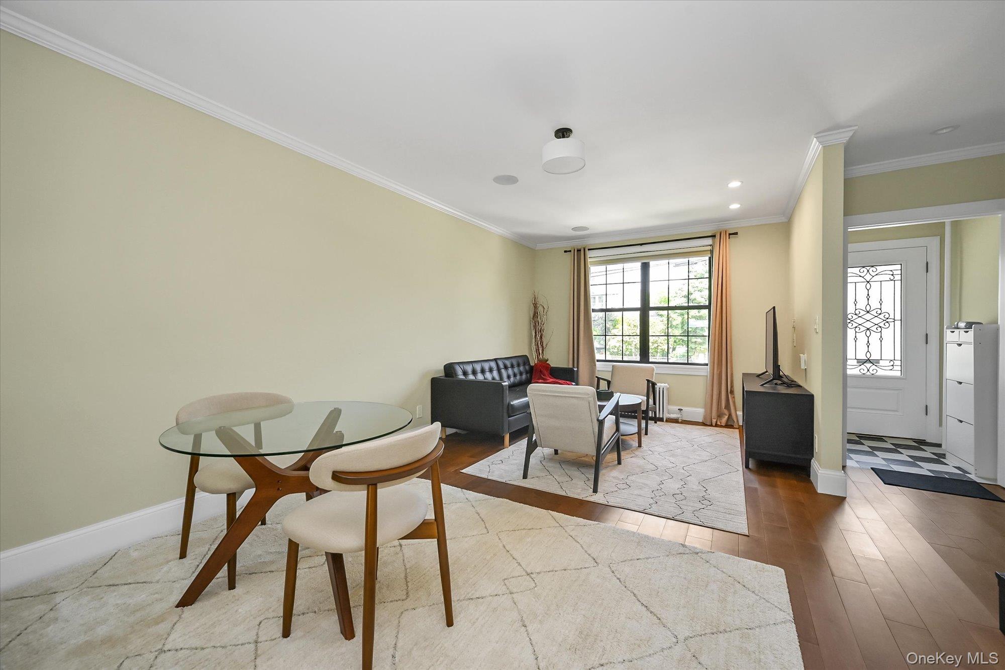 15822 Powells Cove Boulevard Property Photo 3