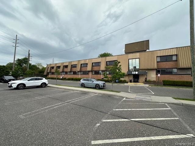 230 Hilton Avenue 9 Property Photo 12
