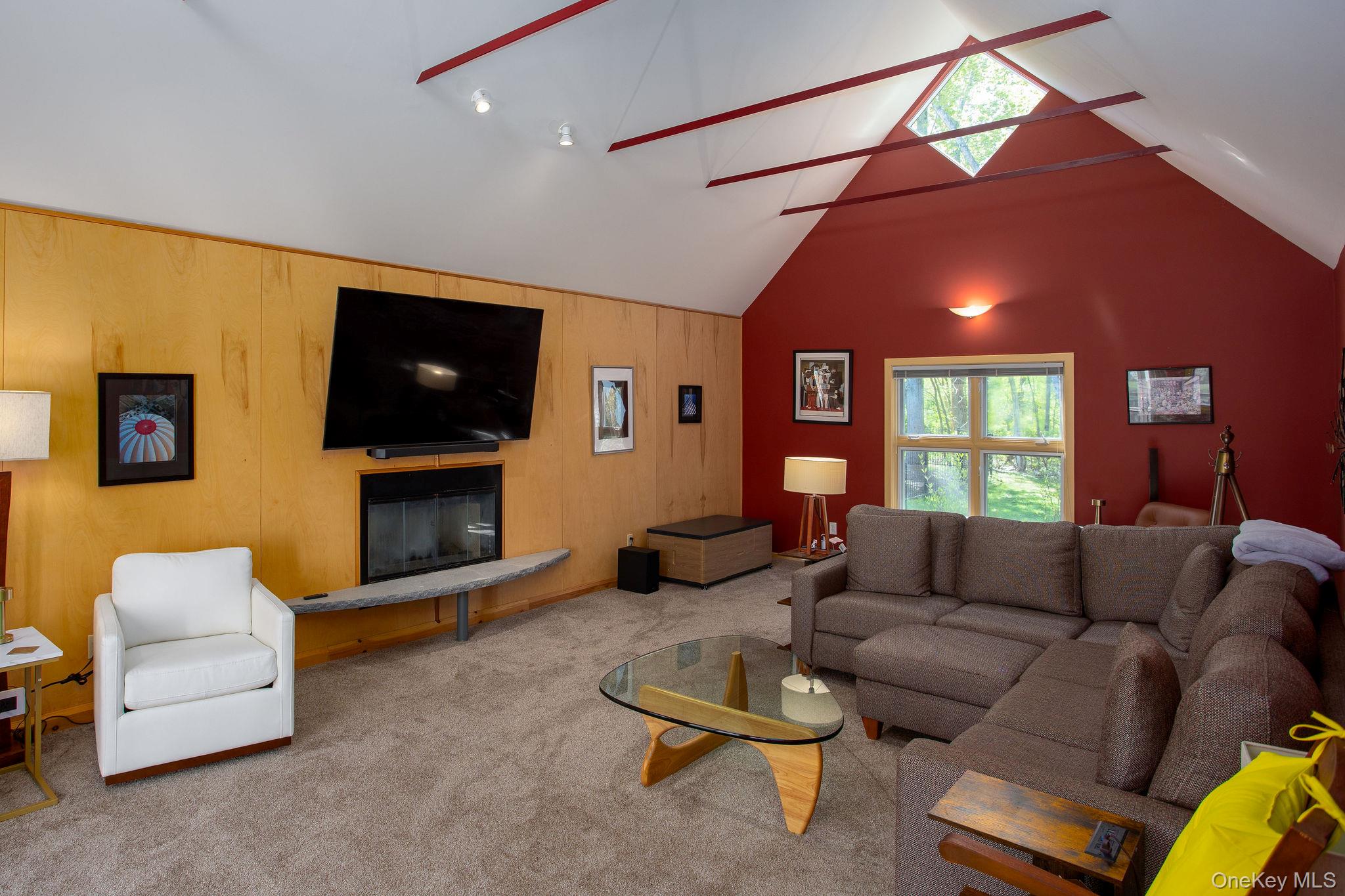 322 Arcadia Drive Property Photo 7